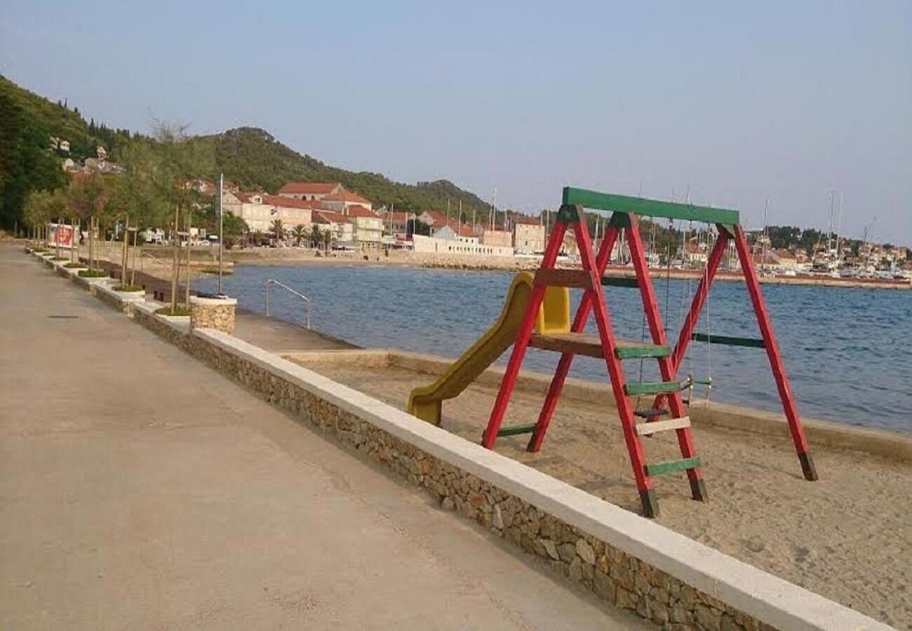 Holiday Home Villa Jadran - 10 M From Beach Preko Dış mekan fotoğraf