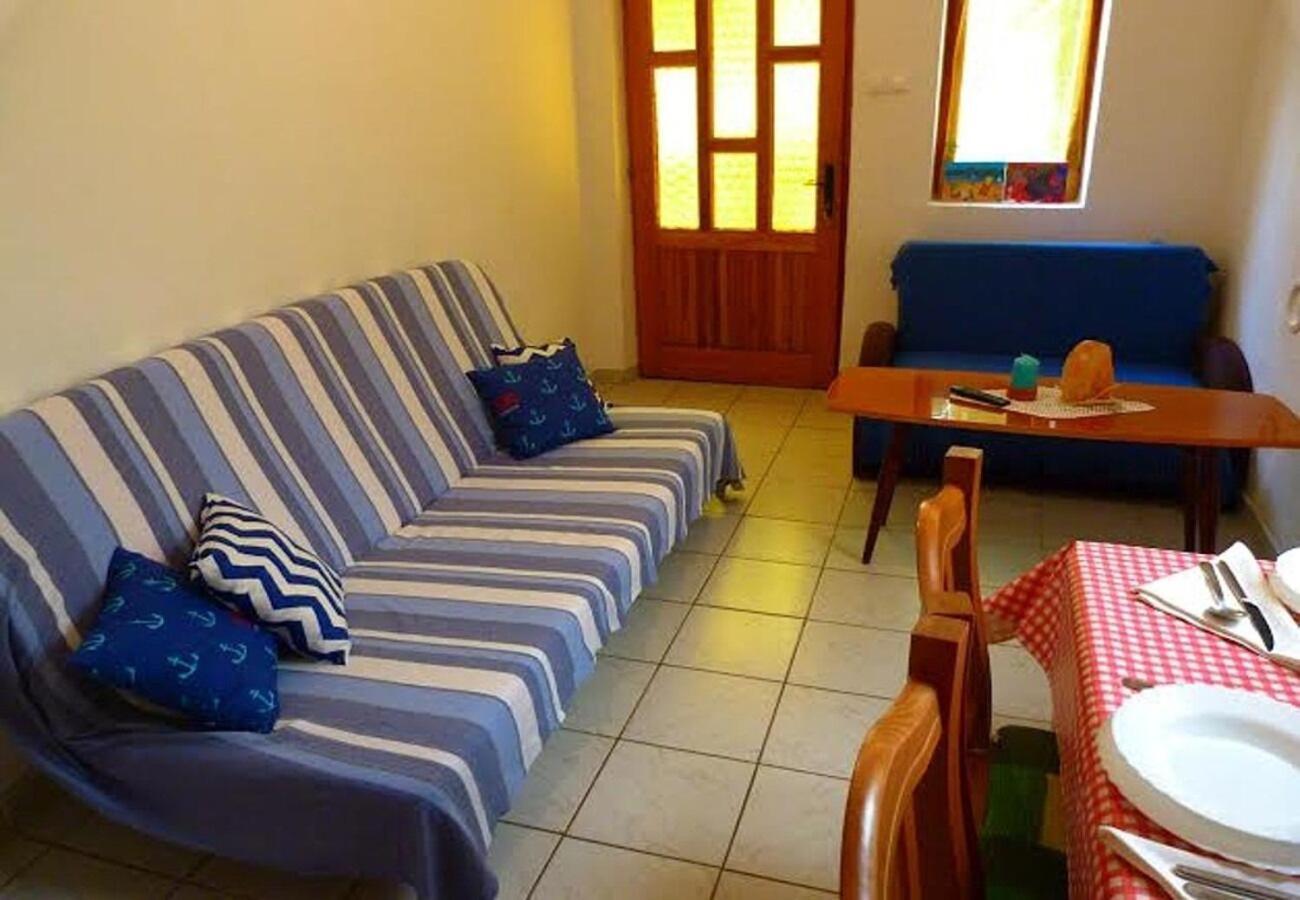 Holiday Home Villa Jadran - 10 M From Beach Preko Dış mekan fotoğraf